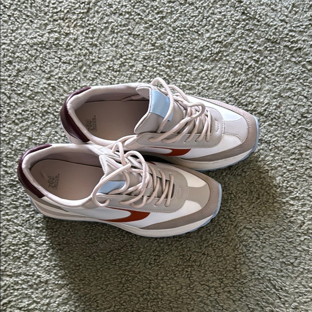 Wild Fable White and Brown Retro Sneakers